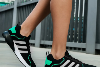 adidas RayRun M Running Shoes For Men